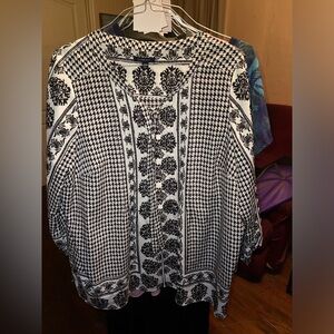 LANDS END TOP size 24W